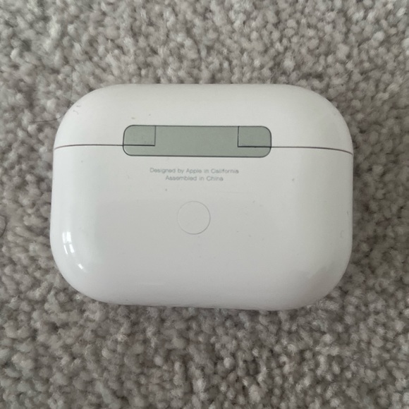 AirPod First Gen pros - Picture 6 of 8